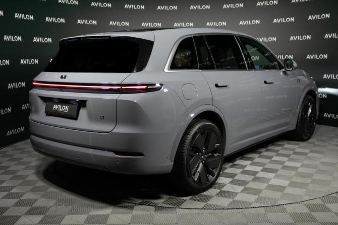 Новый Li Auto (Lixiang) L7 I Рестайлинг 2025 года, цена 10 790 000 рублей, внедорожник, Автокод Объявления