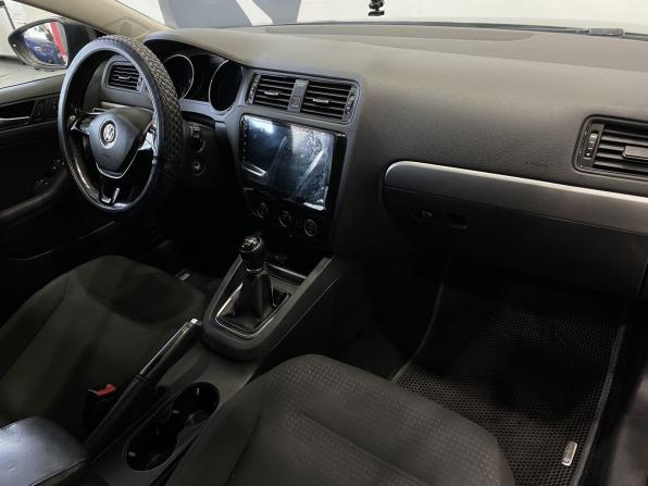 Volkswagen Jetta VI Рестайлинг с пробегом 2016 года, цена 999 900 рублей, 365250 км, седан, Автокод Объявления