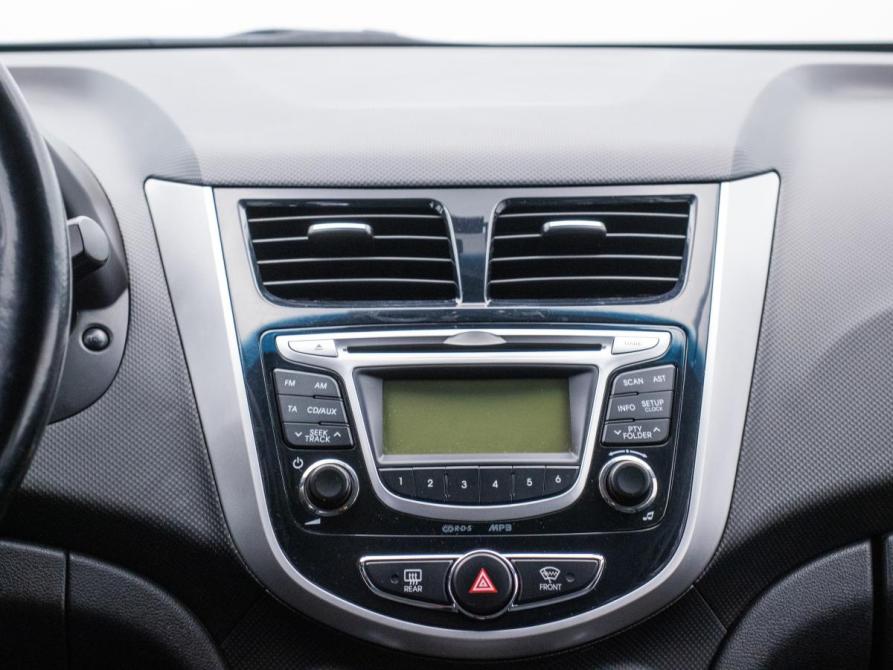 Hyundai Solaris I Москва  - изображение 14