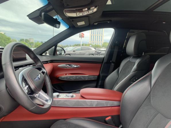 Genesis GV70 I с пробегом 2021 года, цена 5 990 000 рублей, 40073 км, внедорожник, Автокод Объявления