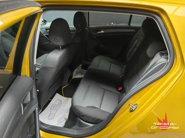 Volkswagen Golf VII Рестайлинг с пробегом 2018 года, цена 1 788 000 рублей, 113000 км, хэтчбек, Автокод Объявления