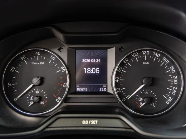 Skoda Octavia III (A7) с пробегом 2015 года, цена 1 278 000 рублей, 185245 км, лифтбек, Автокод Объявления