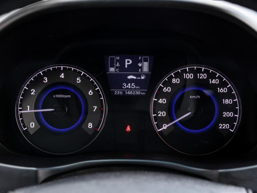 Hyundai Solaris I Рестайлинг Москва  - изображение 14