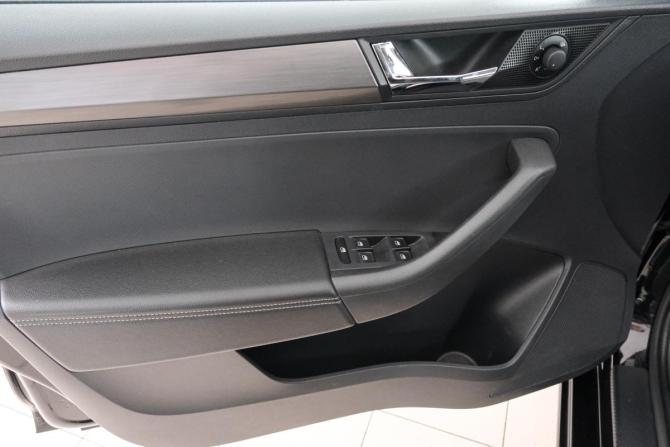 Skoda Rapid I Рестайлинг с пробегом 2017 года, цена 1 469 000 рублей, 68852 км, седан, Автокод Объявления