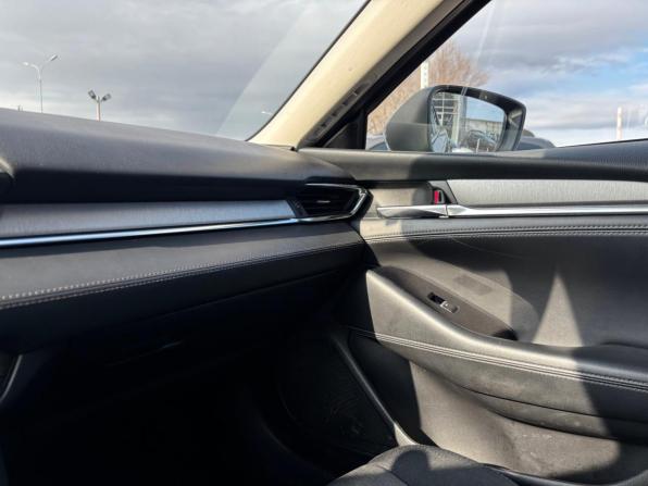 Mazda 6 III (GJ) Рестайлинг 2 с пробегом 2019 года, цена 1 890 000 рублей, 102488 км, седан, Автокод Объявления