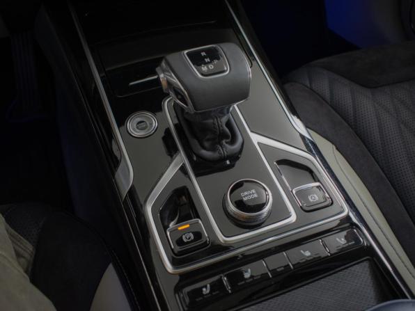 Hongqi HS5 I с пробегом 2023 года, цена 2 755 000 рублей, 28112 км, внедорожник, Автокод Объявления