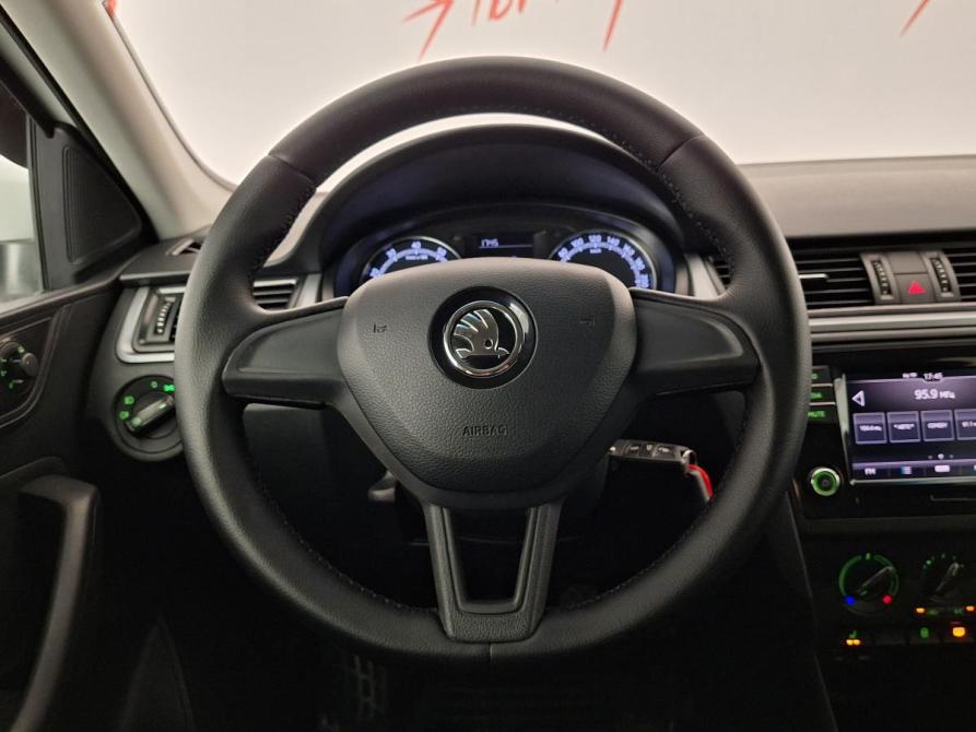Skoda Rapid I Рестайлинг Псков  - изображение 11