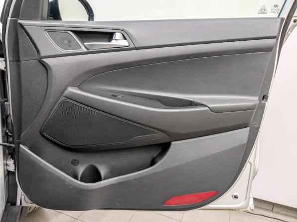 Hyundai Tucson III с пробегом 2018 года, цена 2 015 000 рублей, 106763 км, внедорожник, Автокод Объявления