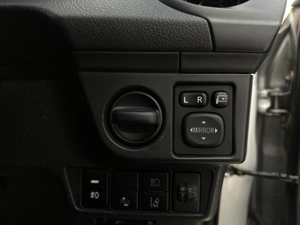Toyota Corolla XI (E160 E170) Рестайлинг 2 с пробегом 2019 года, цена 1 410 000 рублей, 142892 км, универсал, Автокод Объявления