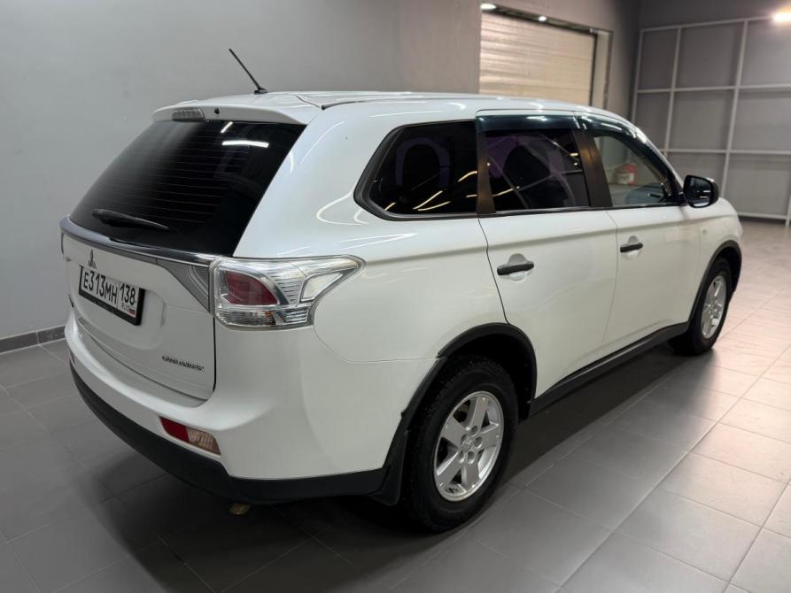 Mitsubishi Outlander III Рестайлинг Красноярск  - изображение 4