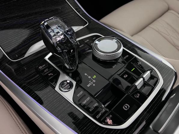 BMW X7 I (G07) с пробегом 2021 года, цена 8 070 000 рублей, 117386 км, внедорожник, Автокод Объявления