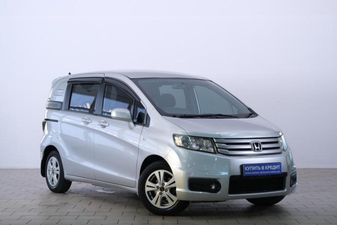 Honda Freed I с пробегом 2010 года, цена 1 159 000 рублей, 103280 км, компактвэн, Автокод Объявления