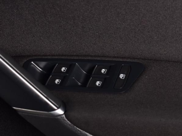 Volkswagen Golf VII с пробегом 2016 года, цена 1 344 999 рублей, 148717 км, универсал, Автокод Объявления