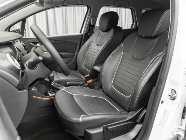 Renault Kaptur I Рестайлинг с пробегом 2020 года, цена 1 890 000 рублей, 89118 км, внедорожник, Автокод Объявления