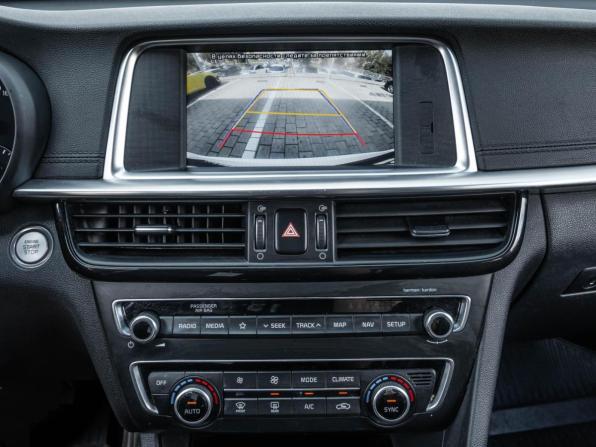 Kia Optima IV Рестайлинг с пробегом 2019 года, цена 2 158 000 рублей, 104593 км, седан, Автокод Объявления