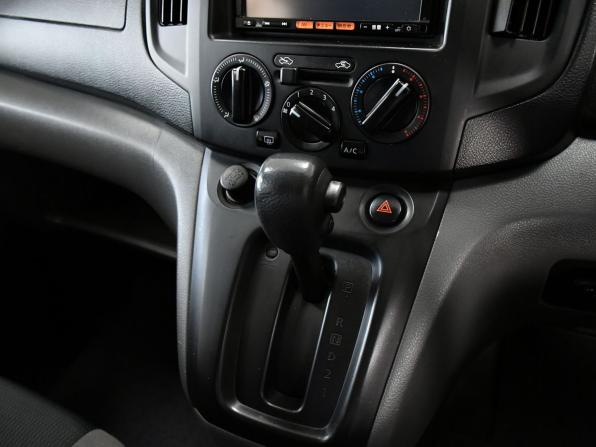 Nissan NV200 с пробегом 2016 года, цена 1 325 000 рублей, 179000 км, минивэн, Автокод Объявления