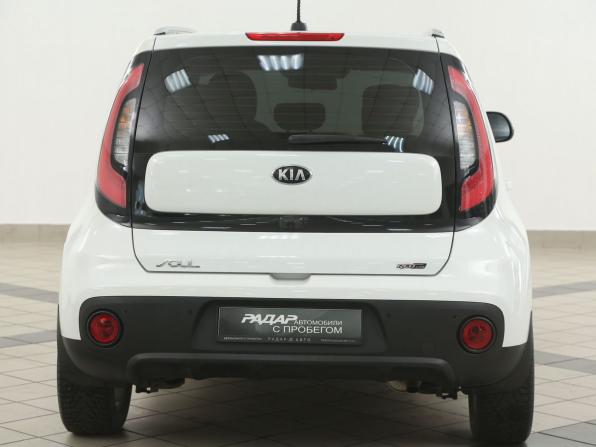 Kia Soul II Рестайлинг с пробегом 2018 года, цена 1 394 000 рублей, 131236 км, хэтчбек, Автокод Объявления