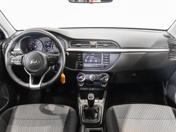Kia Rio IV с пробегом 2017 года, цена 1 551 500 рублей, 42599 км, хэтчбек, Автокод Объявления