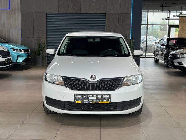 Skoda Rapid I Рестайлинг с пробегом 2019 года, цена 1 290 000 рублей, 130356 км, лифтбек, Автокод Объявления