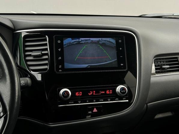 Mitsubishi Outlander III Рестайлинг 3 с пробегом 2021 года, цена 2 227 800 рублей, 151635 км, внедорожник, Автокод Объявления