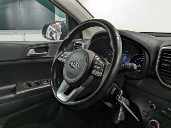 Kia Sportage IV Рестайлинг с пробегом 2020 года, цена 2 350 000 рублей, 73185 км, внедорожник, Автокод Объявления