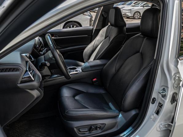 Toyota Camry VIII (XV70) Рестайлинг с пробегом 2021 года, цена 3 680 000 рублей, 47312 км, седан, Автокод Объявления