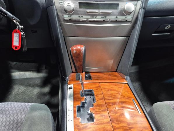 Toyota Camry VI (XV40) Рестайлинг с пробегом 2009 года, цена 1 260 000 рублей, 232246 км, седан, Автокод Объявления