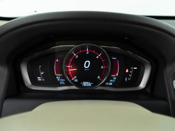 Volvo XC60 I Рестайлинг с пробегом 2015 года, цена 2 545 055 рублей, 189208 км, внедорожник, Автокод Объявления