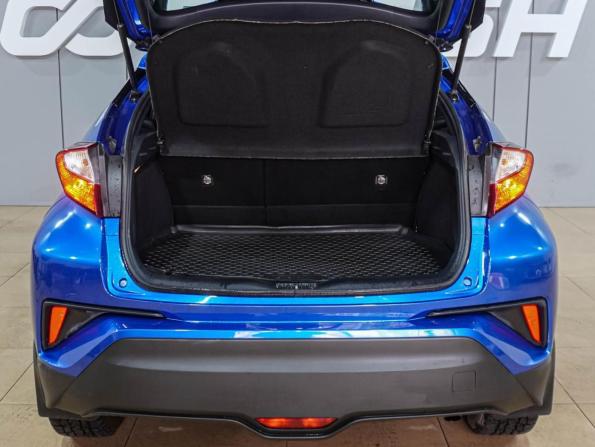 Toyota C-HR I с пробегом 2019 года, цена 2 249 000 рублей, 63368 км, внедорожник, Автокод Объявления
