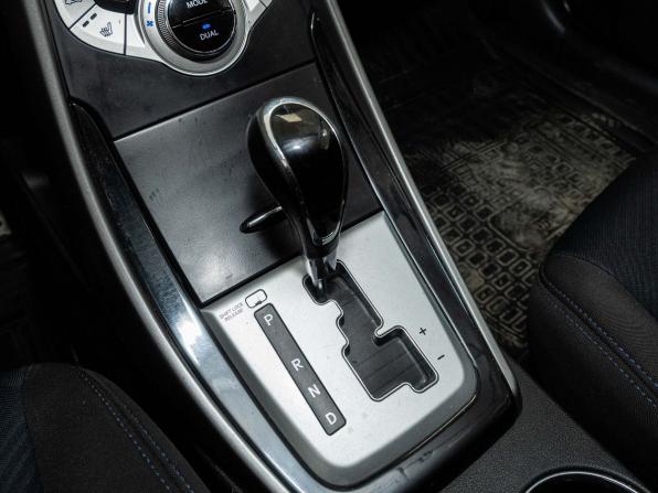 Hyundai Elantra V (MD) с пробегом 2011 года, цена 904 000 рублей, 242187 км, седан, Автокод Объявления