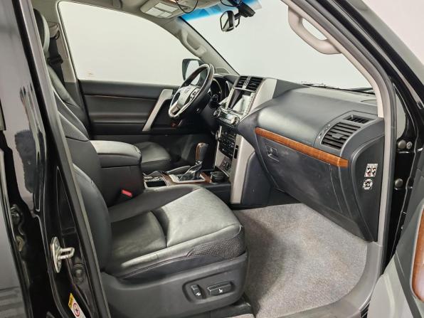 Toyota Land Cruiser Prado 150 Series с пробегом 2013 года, цена 2 875 000 рублей, 223775 км, внедорожник, Автокод Объявления