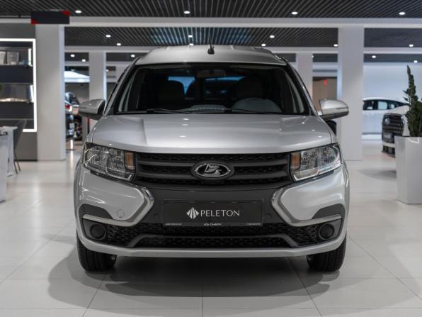 Lada (ВАЗ) Largus I Рестайлинг с пробегом 2024 года, цена 1 310 000 рублей, 42758 км, универсал, Автокод Объявления