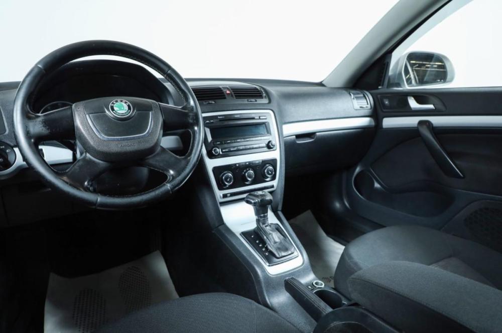 Skoda Octavia II (A5) Рестайлинг Новосибирск  - изображение 8
