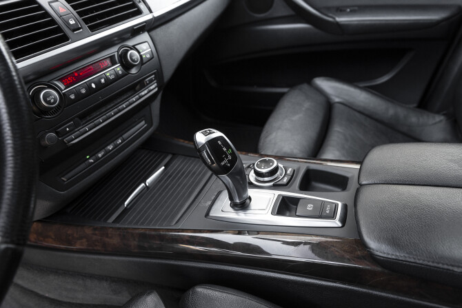 BMW X5 II (E70) с пробегом 2010 года, цена 1 740 000 рублей, 133900 км, внедорожник, Автокод Объявления