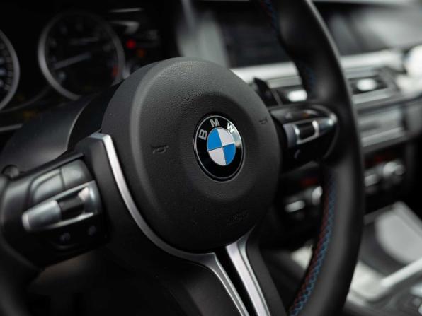 BMW 5 серии VI (F10/F11/F07) с пробегом 2011 года, цена 1 580 000 рублей, 329089 км, седан, Автокод Объявления