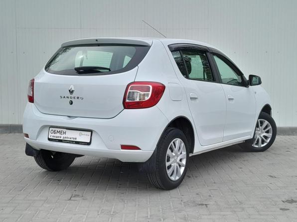 Renault Sandero II Рестайлинг с пробегом 2020 года, цена 1 099 000 рублей, 71000 км, хэтчбек, Автокод Объявления