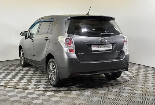 Toyota Verso I Рестайлинг с пробегом 2013 года, цена 1 200 000 рублей, 229028 км, компактвэн, Автокод Объявления