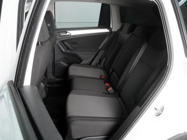 Volkswagen Tiguan II Рестайлинг с пробегом 2021 года, цена 2 999 000 рублей, 41955 км, внедорожник, Автокод Объявления