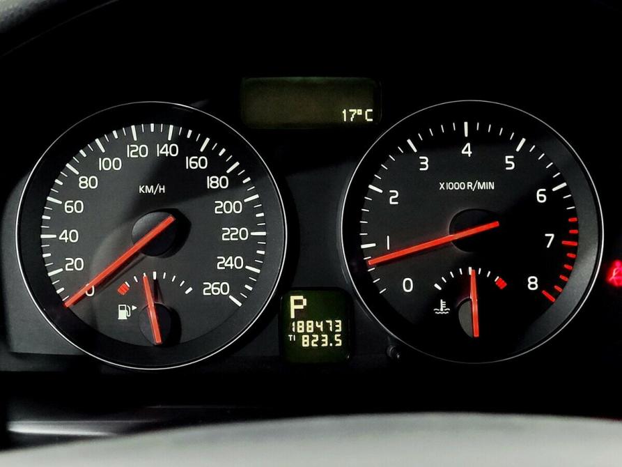 Volvo S40 II Рестайлинг Москва  - изображение 6