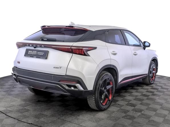 Omoda C5 I с пробегом 2022 года, цена 1 650 000 рублей, 39538 км, внедорожник, Автокод Объявления