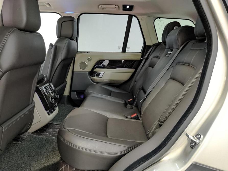 Land Rover Range Rover IV Рестайлинг Санкт-Петербург  - изображение 18