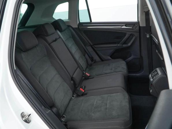 Volkswagen Tiguan II с пробегом 2018 года, цена 2 389 000 рублей, 114630 км, внедорожник, Автокод Объявления