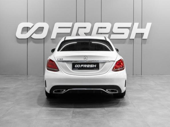 Mercedes-Benz C-Класс IV (W205) Рестайлинг с пробегом 2018 года, цена 2 648 000 рублей, 105320 км, седан, Автокод Объявления