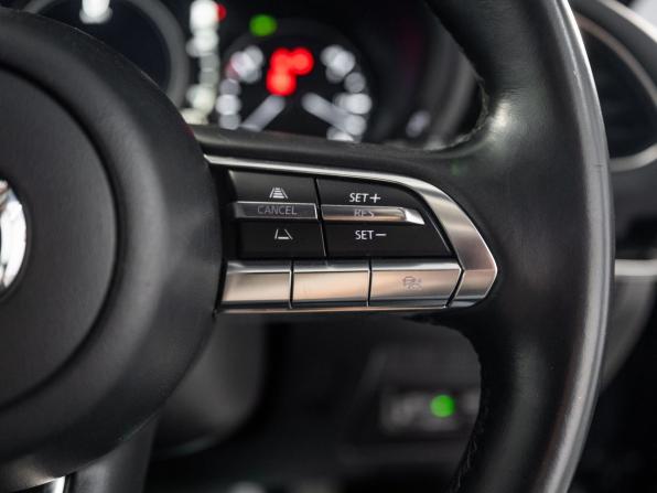 Mazda 3 IV (BP) с пробегом 2019 года, цена 1 690 500 рублей, 43118 км, седан, Автокод Объявления