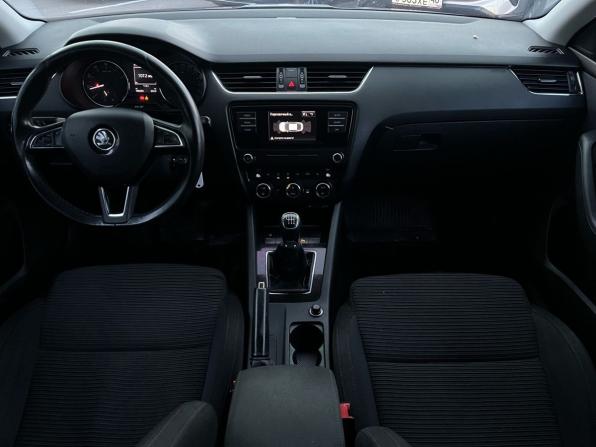 Skoda Octavia III (A7) с пробегом 2015 года, цена 1 350 000 рублей, 190233 км, лифтбек, Автокод Объявления
