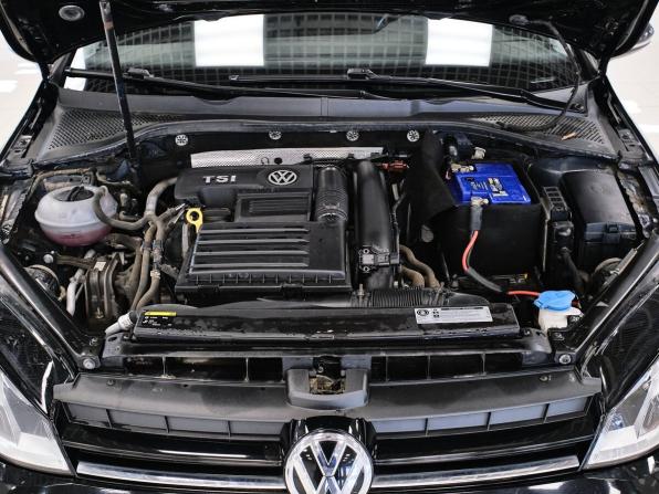 Volkswagen Golf VII с пробегом 2014 года, цена 963 000 рублей, 80211 км, хэтчбек, Автокод Объявления