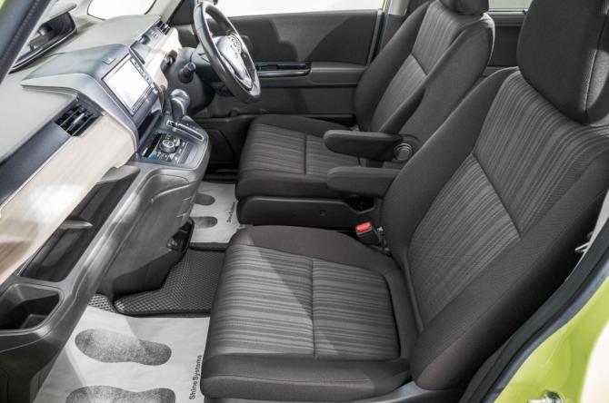 Honda Freed II с пробегом 2017 года, цена 1 639 000 рублей, 86700 км, компактвэн, Автокод Объявления