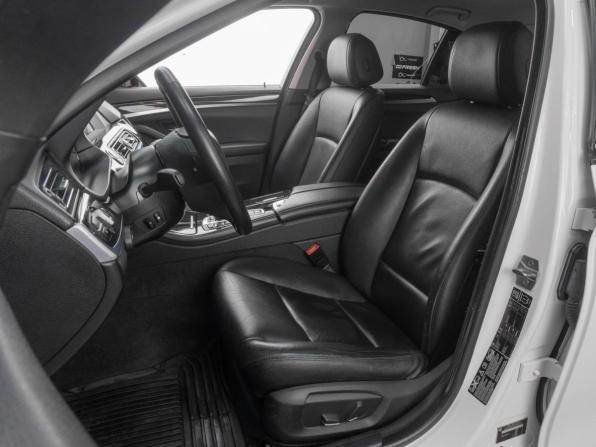 BMW 5 серии VI (F10/F11/F07) Рестайлинг с пробегом 2014 года, цена 2 339 000 рублей, 185271 км, седан, Автокод Объявления