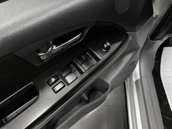 Suzuki SX4 I (Classic) Рестайлинг с пробегом 2011 года, цена 975 000 рублей, 129882 км, хэтчбек, Автокод Объявления