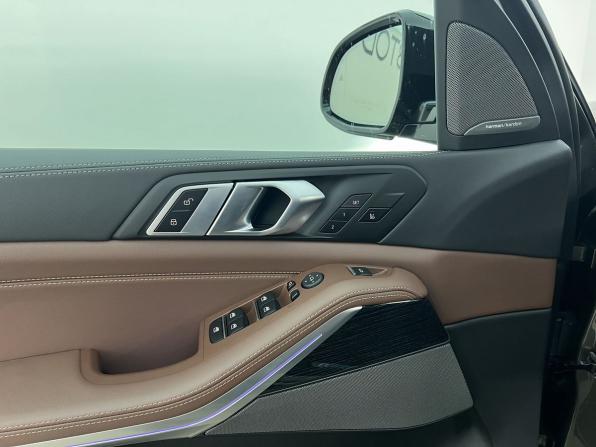 BMW X5 IV (G05/G18) Рестайлинг с пробегом 2025 года, цена 13 990 000 рублей, 5586 км, внедорожник, Автокод Объявления